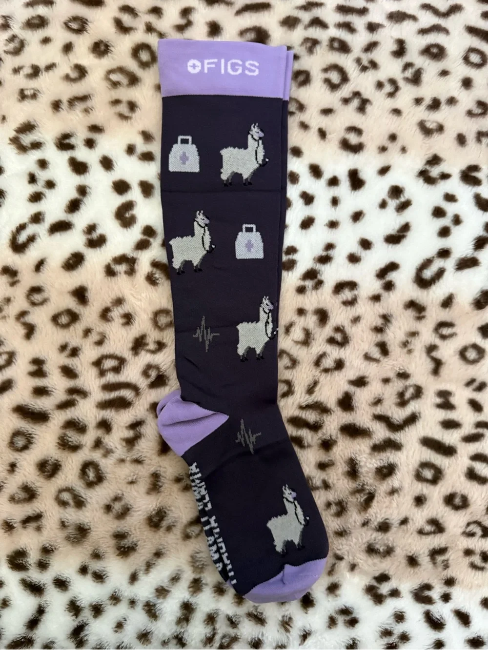 FIGS knee high compression socks in size medium new without tags